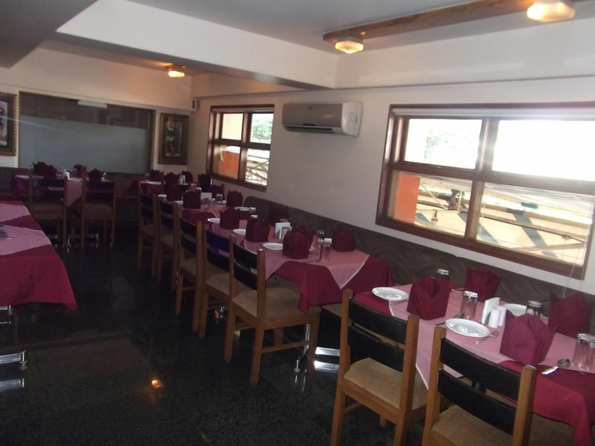 Hotel Ravikant Pune Luaran gambar